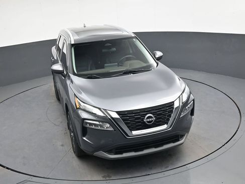 Used 2023 Nissan Rogue SV w/ SV Premium B Package image 27