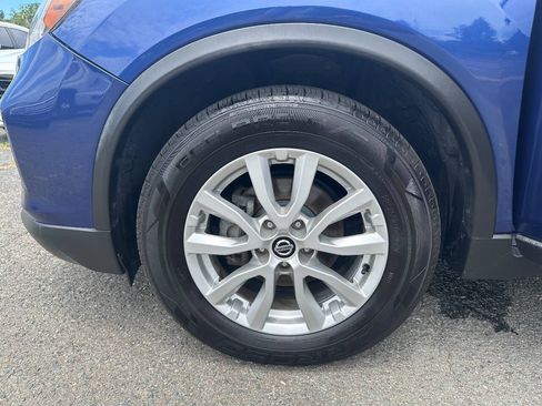 Used 2020 Nissan Rogue SV FWD image 15