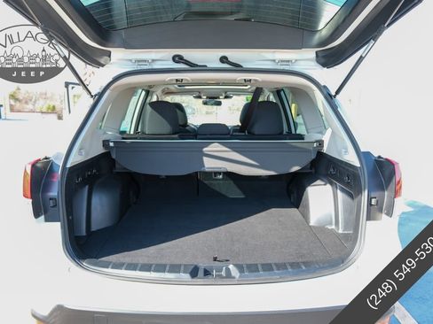 Used 2024 Subaru Forester Premium AWD/4WD image 6