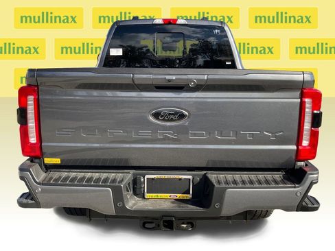 New 2026 Ford F250 Lariat w/ Black Appearance Package image 9