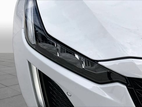 Used 2021 Cadillac CT5 V w/ Premium Package RWD image 28