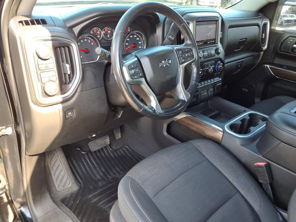 Used 2019 Chevrolet Silverado 1500 RST w/ All-Star Edition AWD/4WD image 23