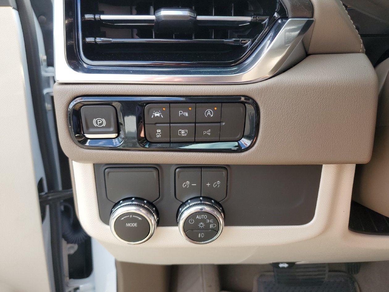 New 2026 GMC Yukon Denali RWD image 29