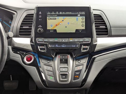 Used 2022 Honda Odyssey Touring image 16