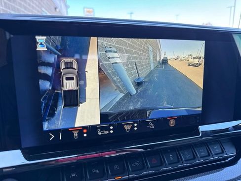 New 2026 Chevrolet Silverado 1500 ZR2 w/ LPO, Dark Essentials Package AWD/4WD image 30