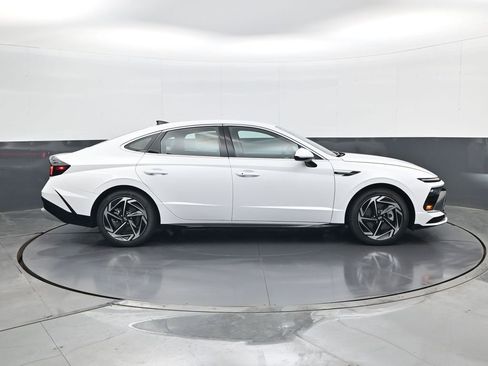 New 2026 Hyundai Sonata SEL image 4