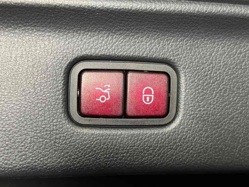 Used 2021 Mercedes-Benz S 580 4MATIC Sedan image 49
