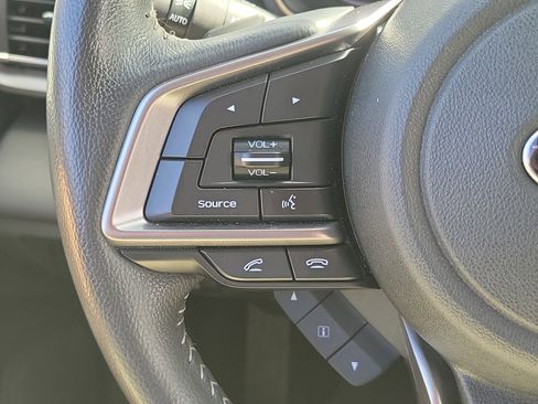 Certified 2022 Subaru Outback Limited image 27