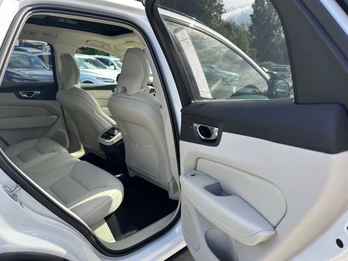 New 2025 Volvo XC60 B5 Ultra w/ Protection Package Premier image 13