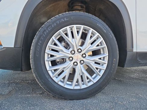 Used 2024 GMC Acadia Elevation FWD image 25