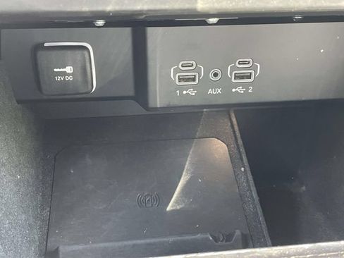 Used 2024 Jeep Wagoneer Series II AWD/4WD image 30