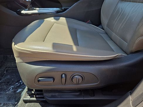 Used 2024 Buick Envista Avenir FWD image 25