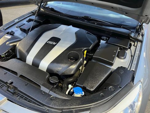 Used 2013 Hyundai Genesis 3.8 image 14