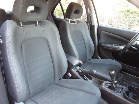 Used 2006 Nissan Sentra SE-R Spec V w/ (J01) Sunroof Pkg FWD image 18