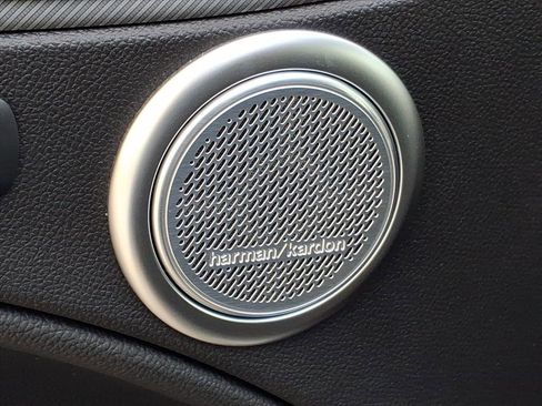 New 2025 Alfa Romeo Stelvio Sprint image 19