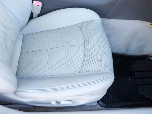 Used 2011 INFINITI G37 Journey w/ Premium Pkg image 22