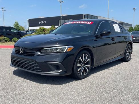 Used 2023 Honda Civic EX image 3