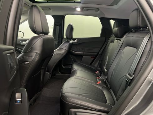 New 2026 Ford Escape SE w/ PHEV Premium Package image 30