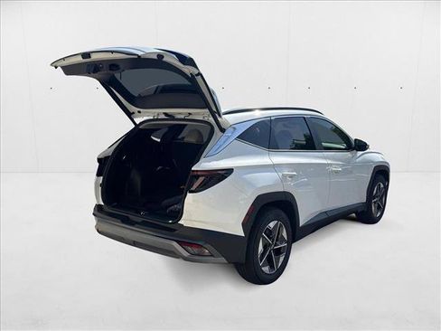 New 2025 Hyundai Tucson SEL image 2