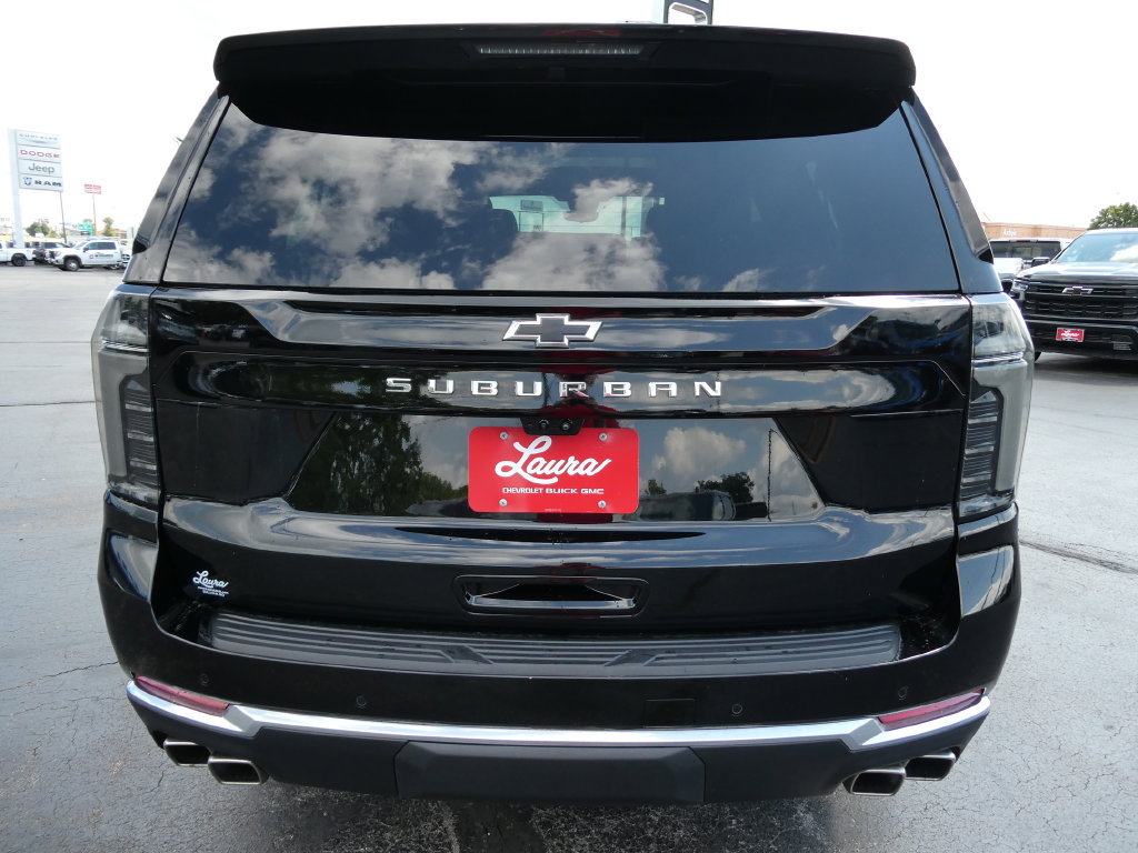 Certified 2025 Chevrolet Suburban High Country AWD/4WD image 6