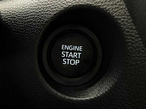 Certified 2026 Toyota Corolla Cross XLE w/ Convenience Package image 20