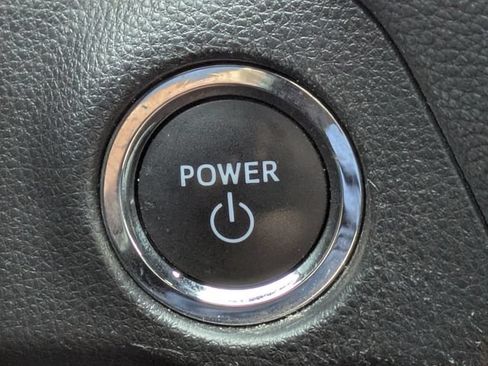 Used 2024 Toyota RAV4 SE w/ Convenience Package AWD/4WD image 30