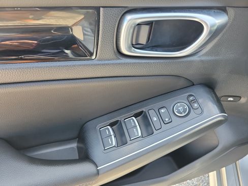 Used 2025 Honda Civic Sport image 23