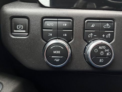 Used 2023 GMC Sierra 1500 Elevation w/ Elevation Premium Package image 36