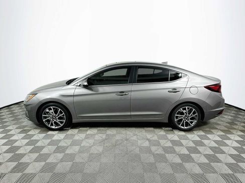 Used 2020 Hyundai Elantra Limited w/ Ultimate Package 03 FWD image 4