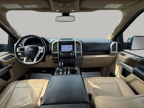 Used 2016 Ford F150 Lariat w/ Equipment Group 502A Luxury image 23