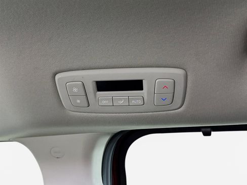 Certified 2024 Kia Carnival SX image 25