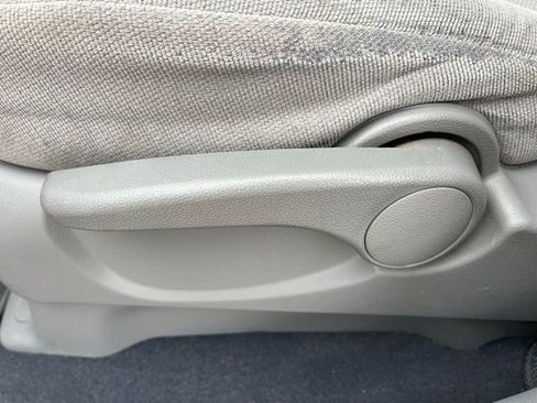 Used 2008 Kia Sedona w/ Convenience Pkg image 19