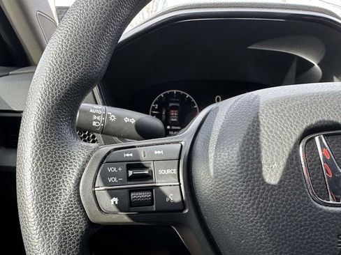 Certified 2023 Honda CR-V EX image 30