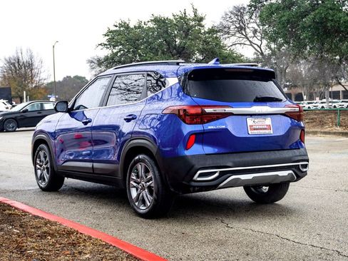 Used 2023 Kia Seltos S w/ Navigation Package image 7