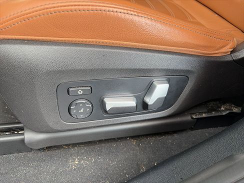 Used 2021 BMW X3 xDrive30i w/ Executive Package image 13