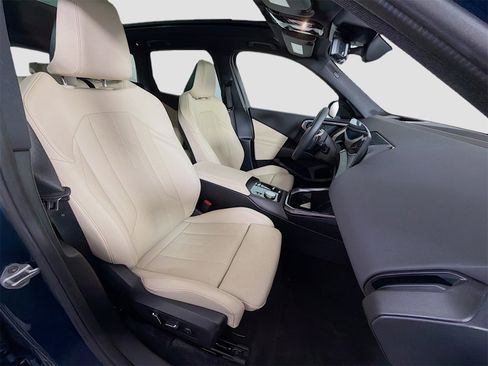 Used 2025 BMW X3 xDrive30i w/ Premium Package image 28