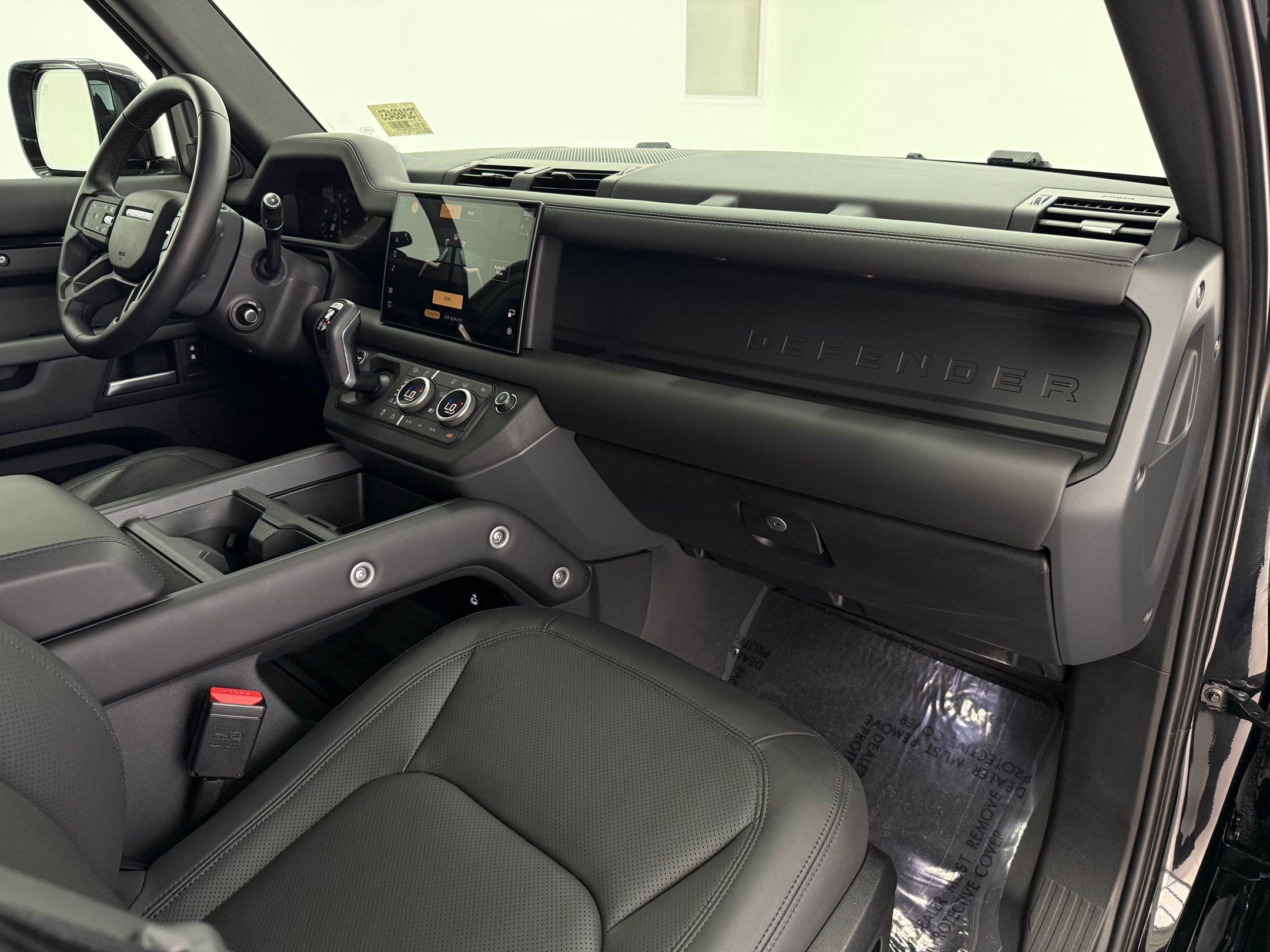Used 2025 Land Rover Defender 130 S AWD/4WD image 27