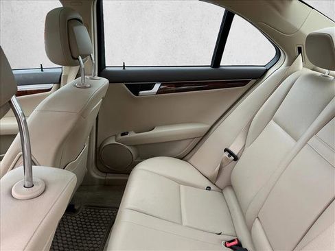 Used 2014 Mercedes-Benz C 300 4MATIC Sedan image 14