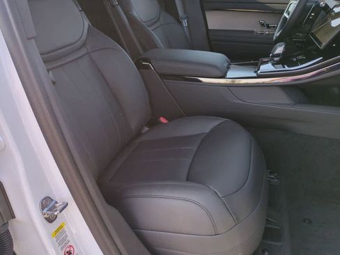 New 2025 Land Rover Range Rover Sport Dynamic SE image 21