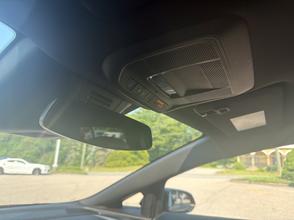 Certified 2024 Chevrolet Equinox EV RS FWD image 21