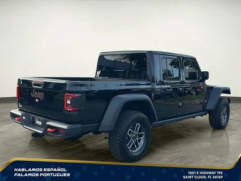 Used 2025 Jeep Gladiator Mojave w/ Safety Group AWD/4WD image 6