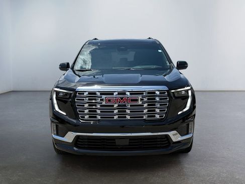Used 2026 GMC Acadia Denali w/ Super Cruise Package FWD image 8