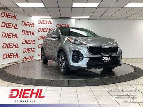 Used 2020 Kia Sportage LX FWD image 1