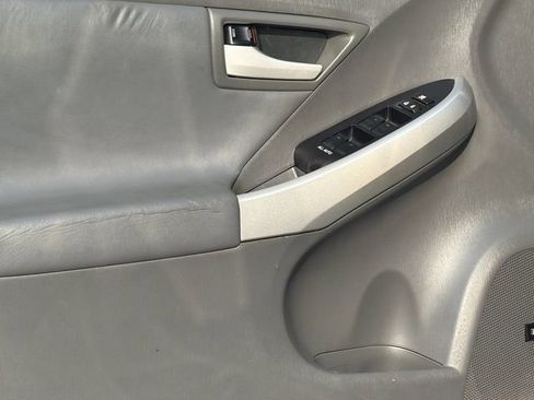 Used 2010 Toyota Prius Five FWD image 12