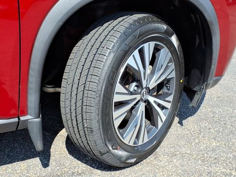 Certified 2023 Nissan Rogue SV w/ SV Premium B Package AWD/4WD image 8