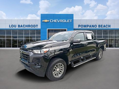 Used 2024 Chevrolet Colorado LT w/ LT Convenience Package RWD image 4