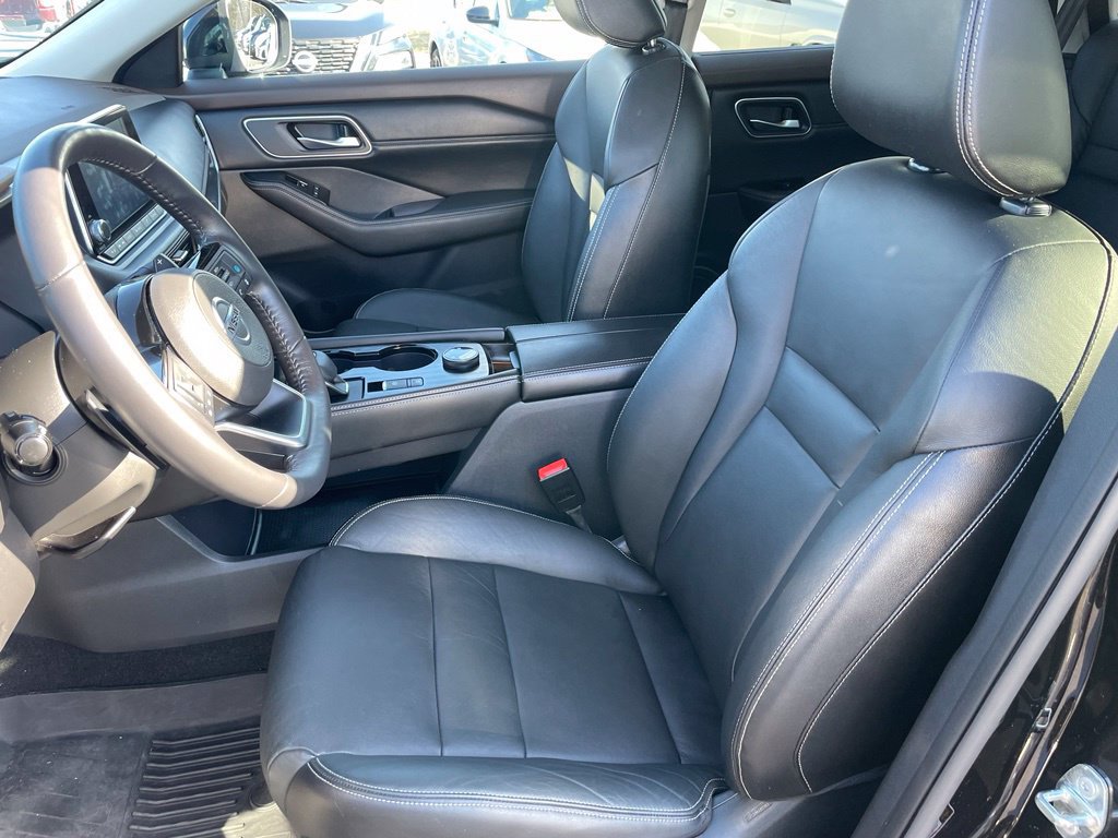 Certified 2023 Nissan Rogue SL w/ SL Premium Package AWD/4WD image 7
