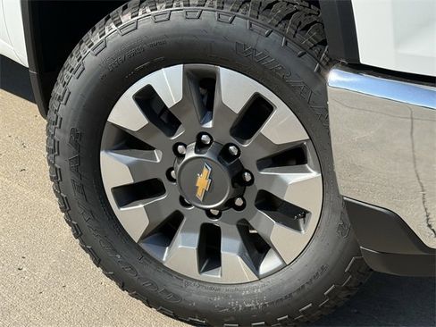 New 2026 Chevrolet Silverado 2500 LT w/ Texas Edition image 11