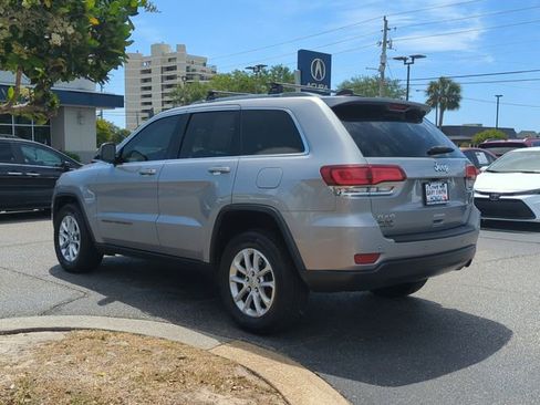 Used 2021 Jeep Grand Cherokee Laredo AWD/4WD image 6