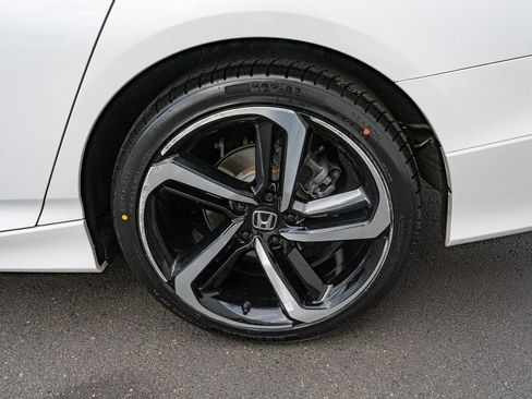 Certified 2022 Honda Accord Sport image 25